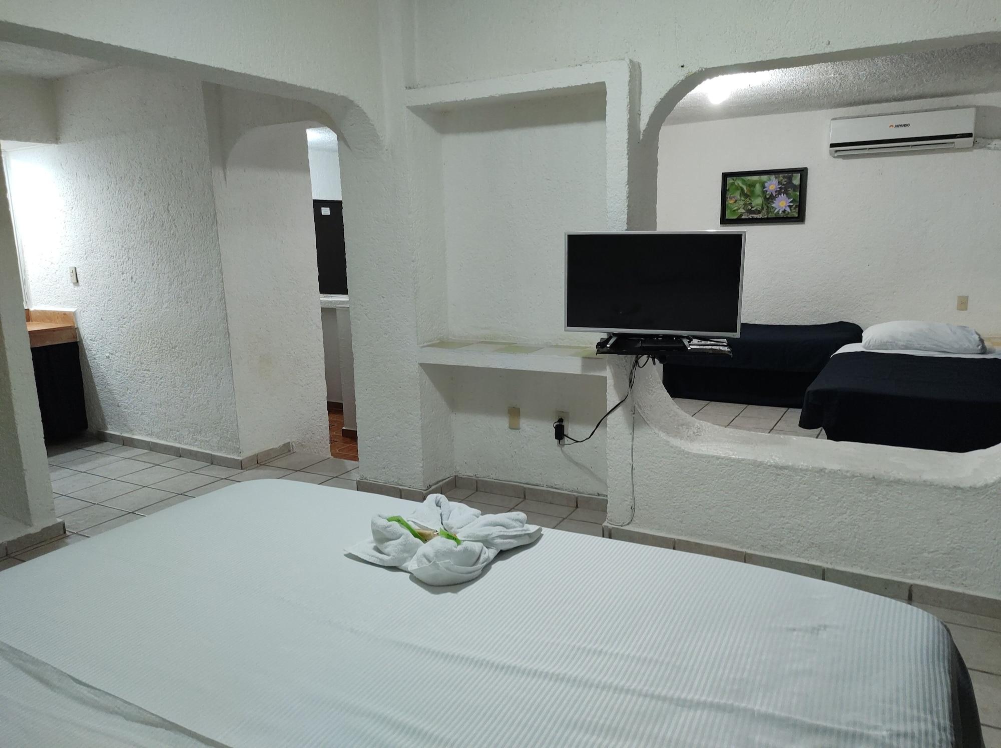 Ikaro Suites Cancún Exterior foto